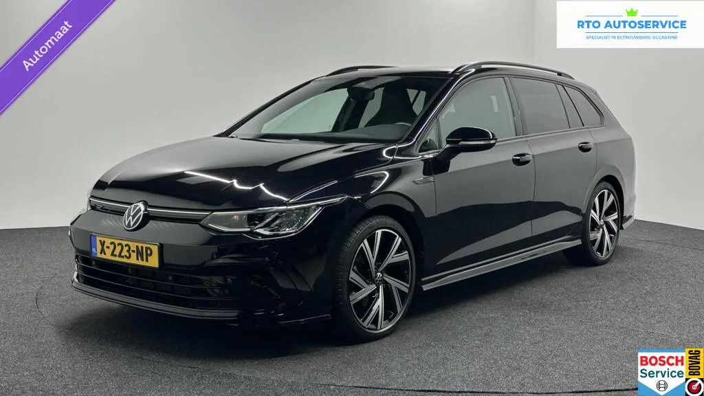 Volkswagen Golf (2023) — foto 1