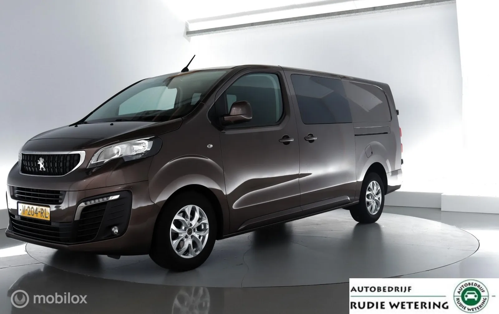 Peugeot Expert (2018) — foto 1