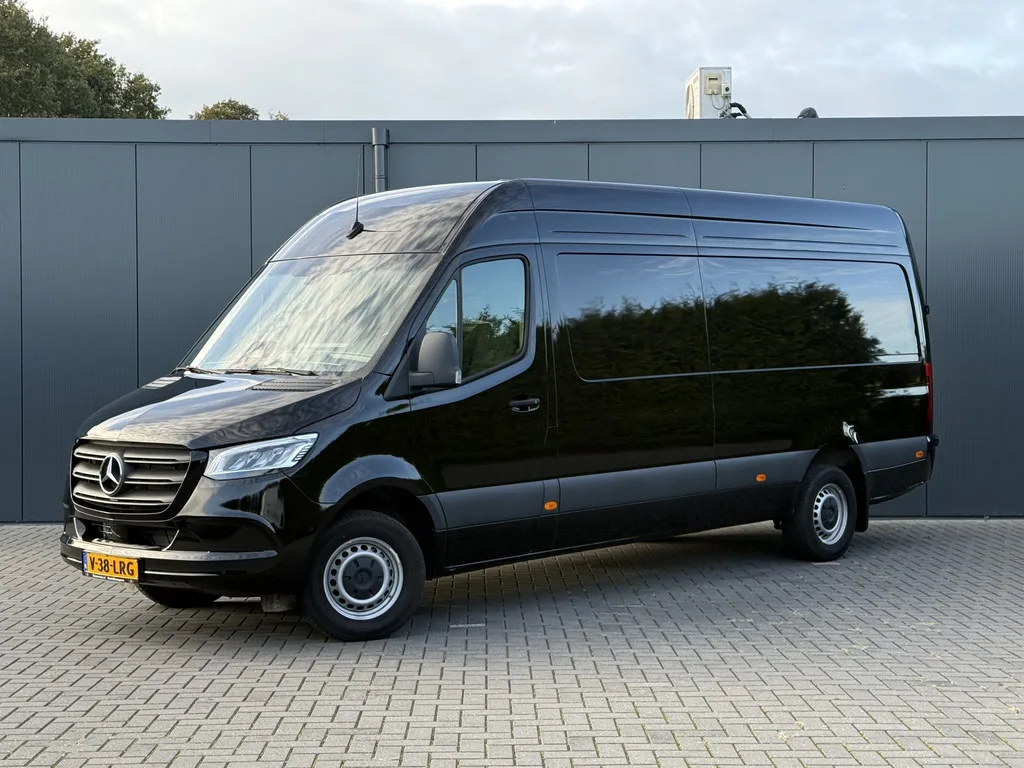 Mercedes-Benz Sprinter (2024) — foto 1