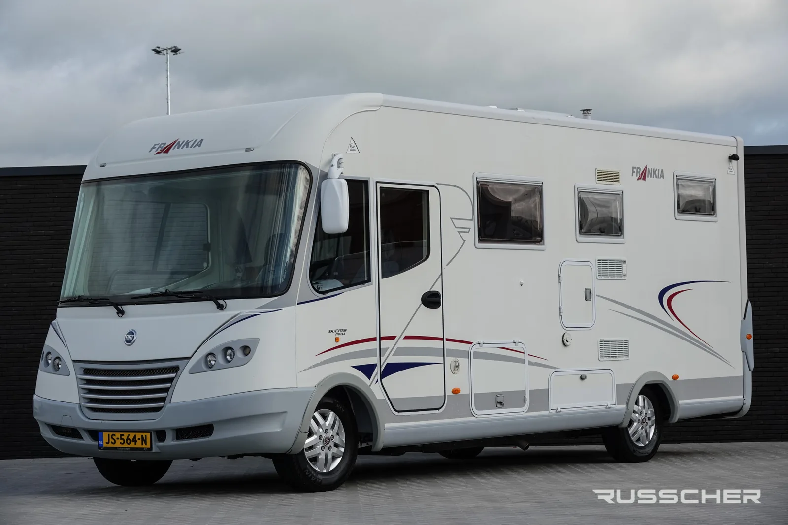 Frankia T680BD (2007) — foto 1