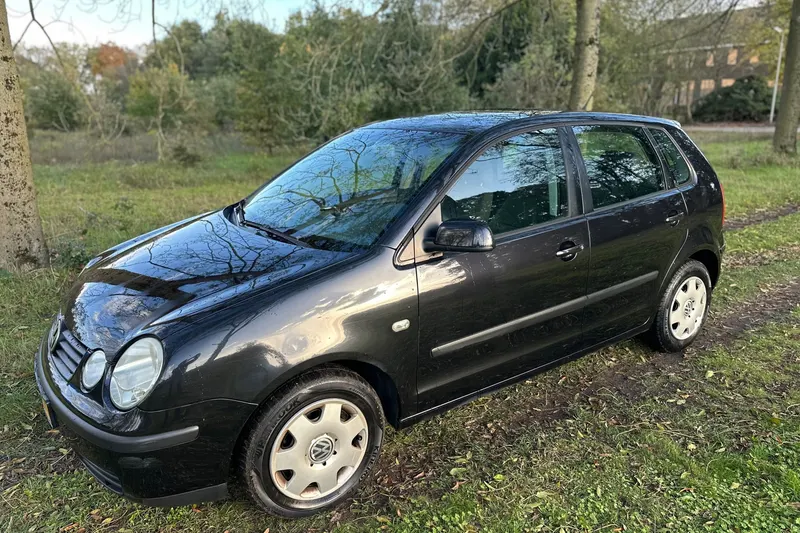 Volkswagen Polo (2002)
