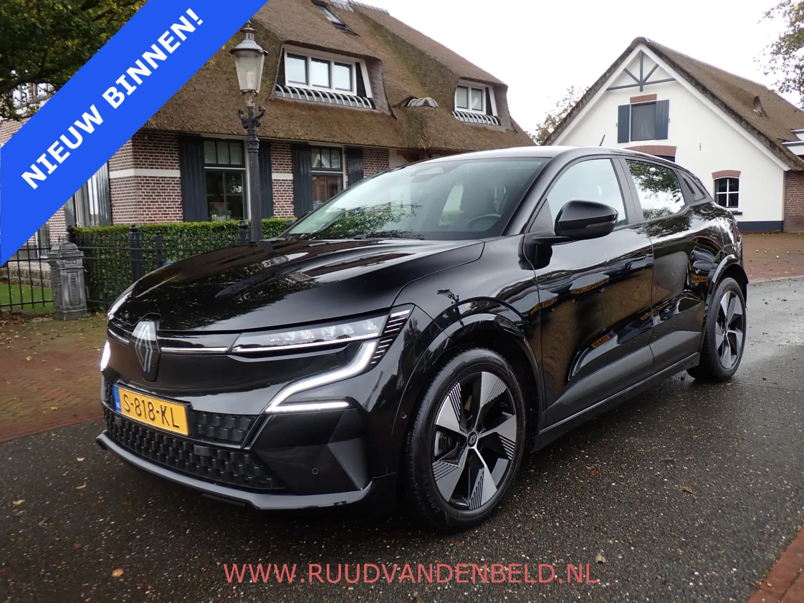 Renault Mégane E-Tech (2023) — foto 1