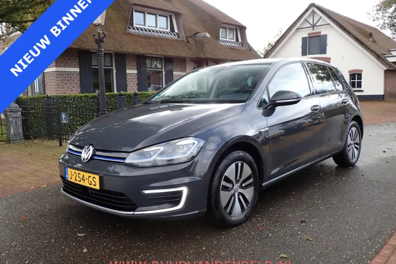Volkswagen e-Golf (2020)