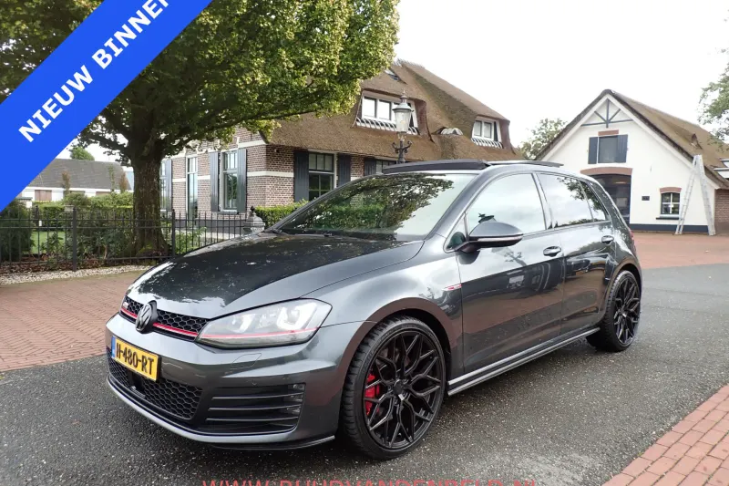 Volkswagen Golf (2013)