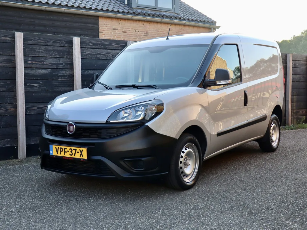 Fiat Doblò Cargo (2022) — foto 1