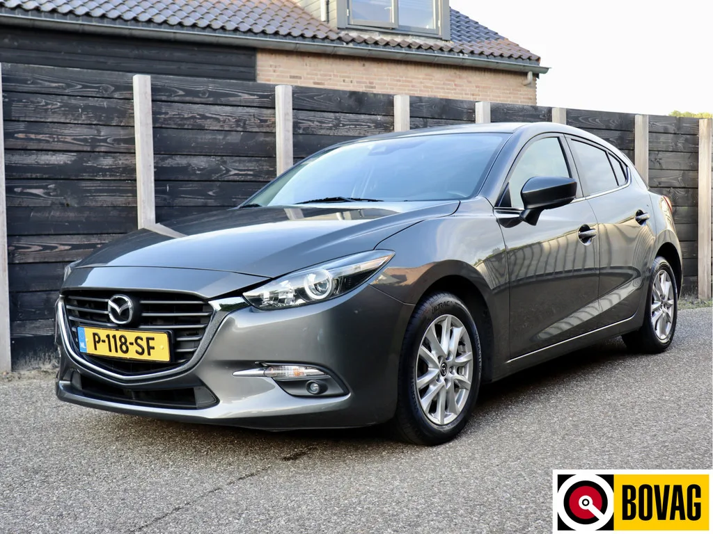 Mazda 3 (2018) — foto 1