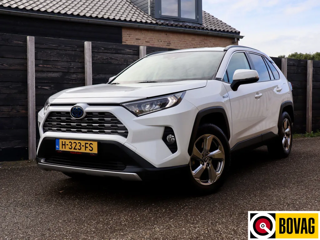 Toyota RAV4 (2019) — foto 1
