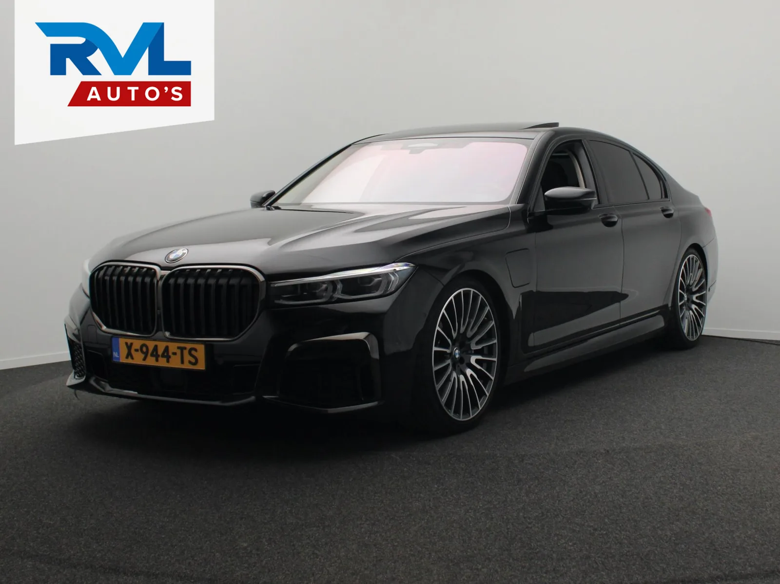 BMW 7-Serie (2019) — foto 1