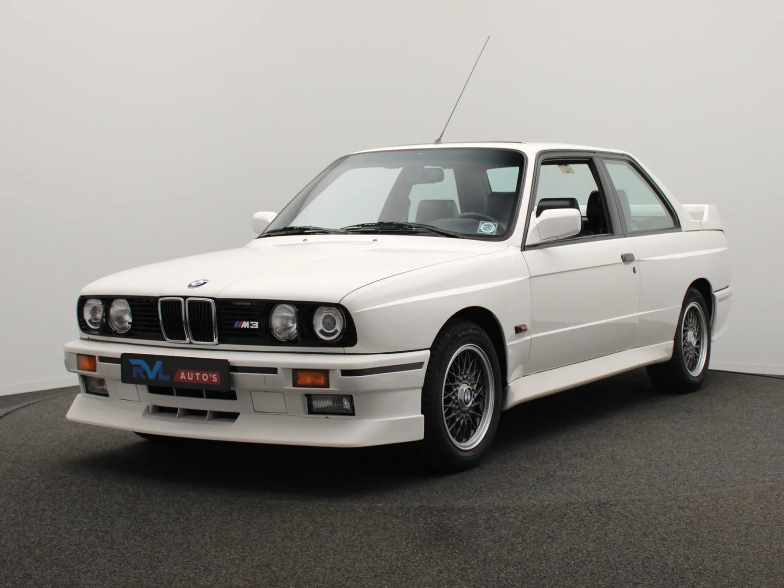 BMW M3 (1989) — foto 1