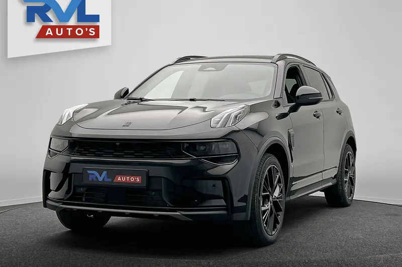 Lynk & Co 01 (2025)