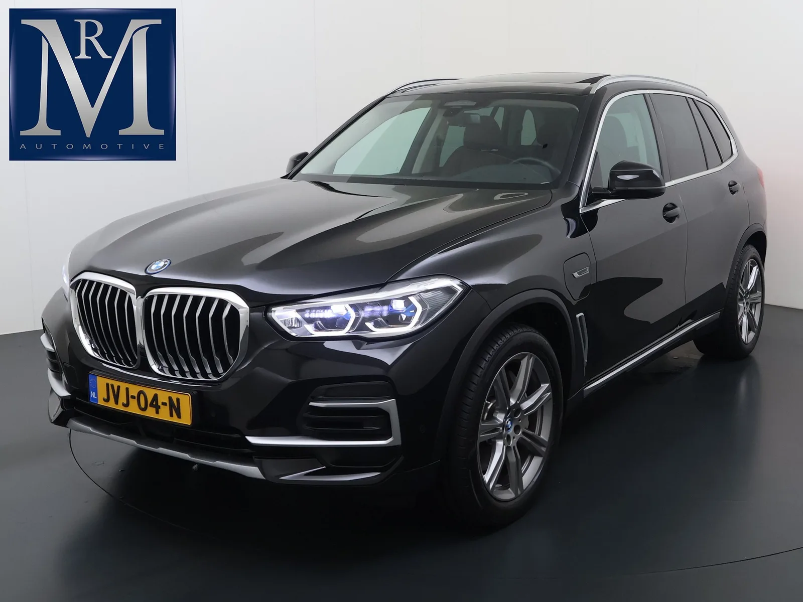BMW X5 (2023) — foto 1