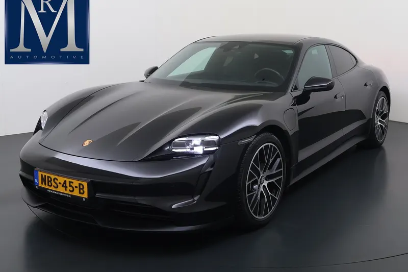 Porsche Taycan (2021)