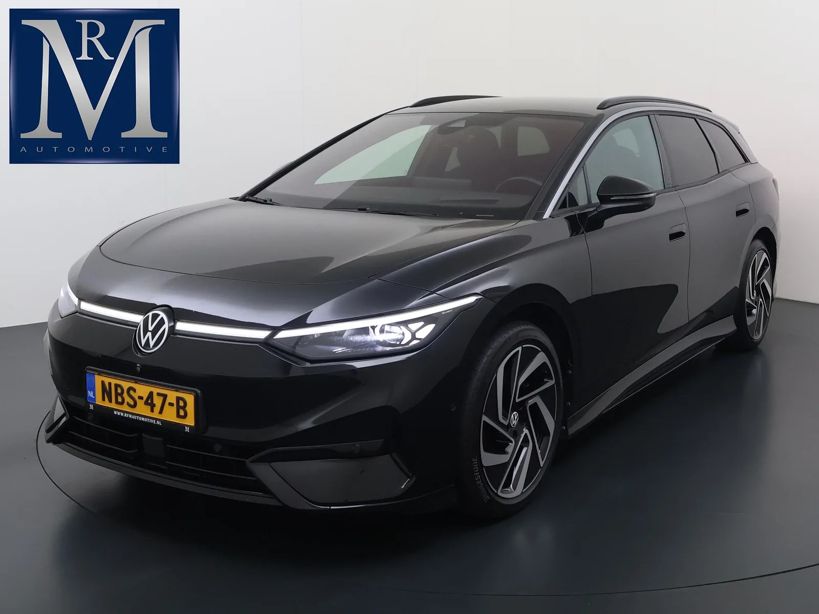 Volkswagen ID.7 (2024) — foto 1