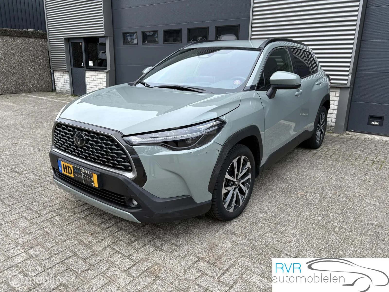 Toyota Corolla Cross (2025) — foto 1