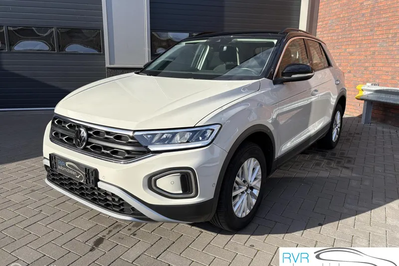 Volkswagen T-Roc (2023)