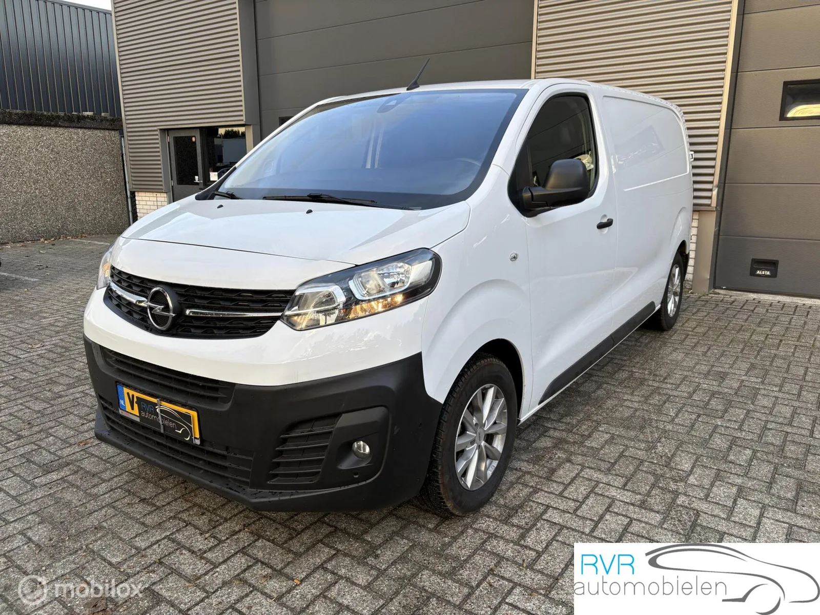 Opel Vivaro (2023) — foto 1