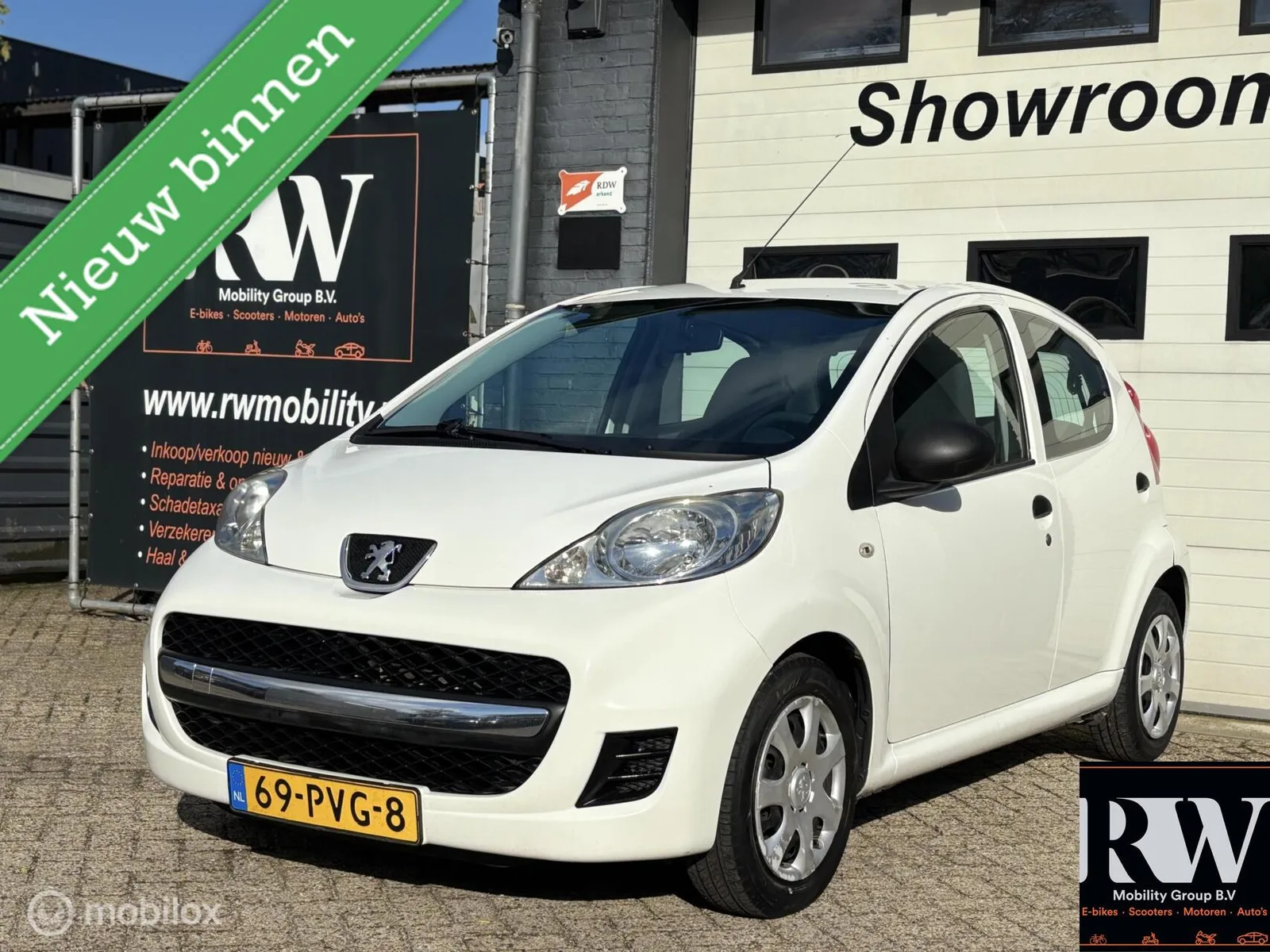Peugeot 107 (2011) — foto 1
