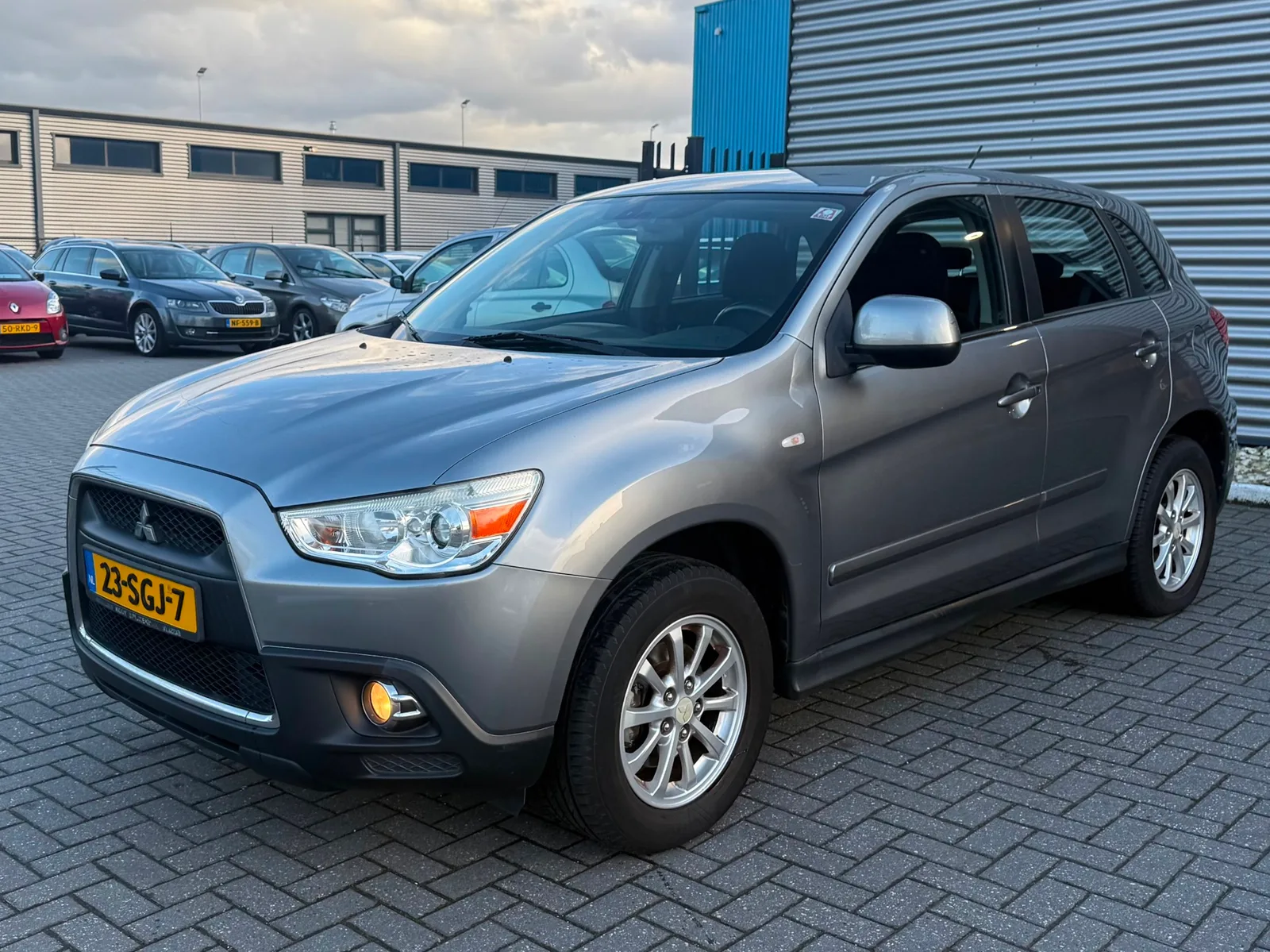 Mitsubishi ASX (2011) — foto 1