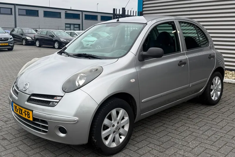 Nissan Micra (2008)