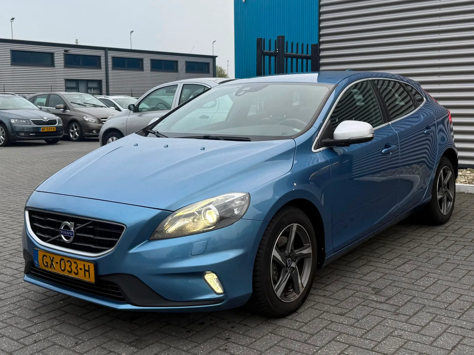 Volvo V40 (2015) — foto 1