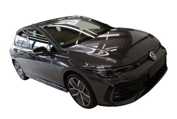 Volkswagen Golf (2025) — foto 1