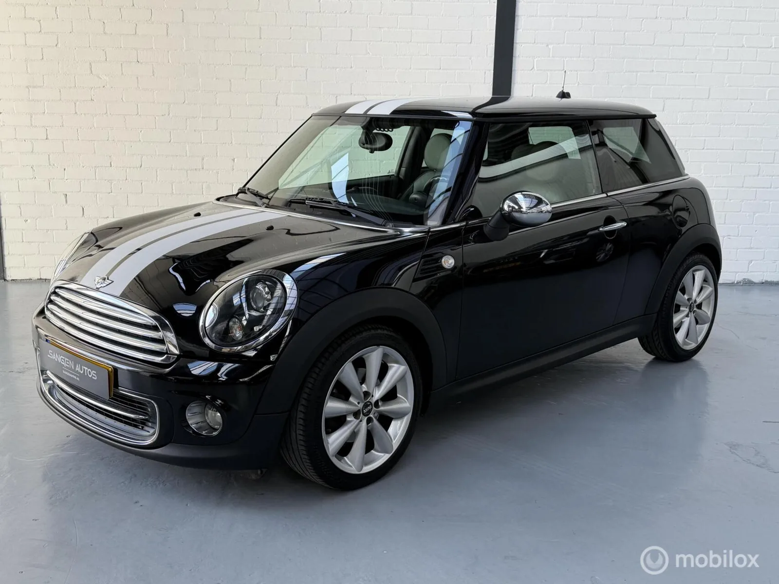 MINI Cooper (2011) — foto 1