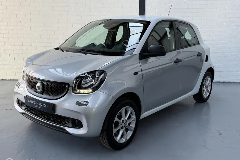 Smart ForFour (2017)