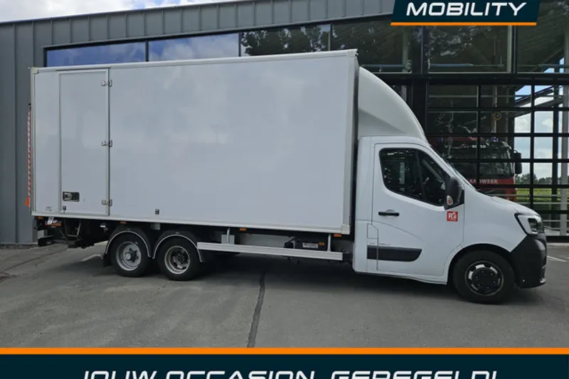 Renault Master (2023)