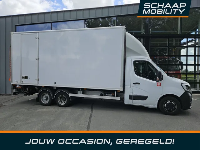 Renault Master (2023) — foto 1