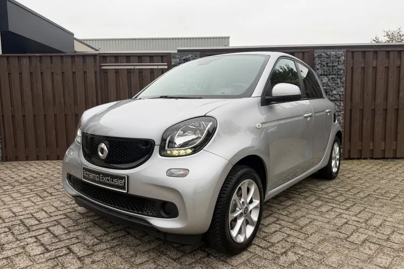 Smart ForFour (2016)