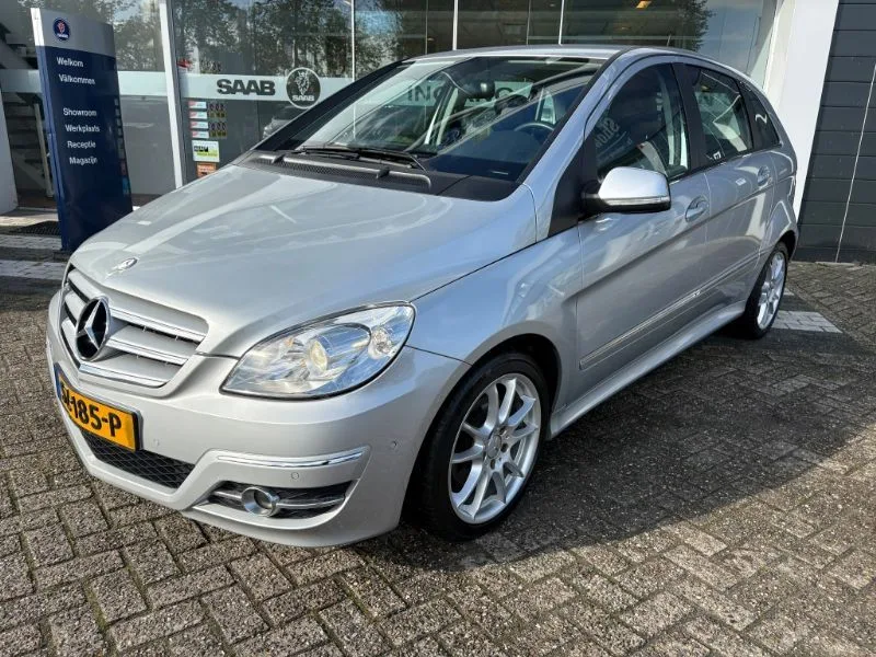 Mercedes-Benz B-Klasse (2010) — foto 1