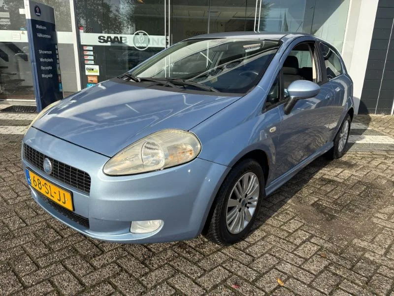 Fiat Grande Punto (2006) — foto 1
