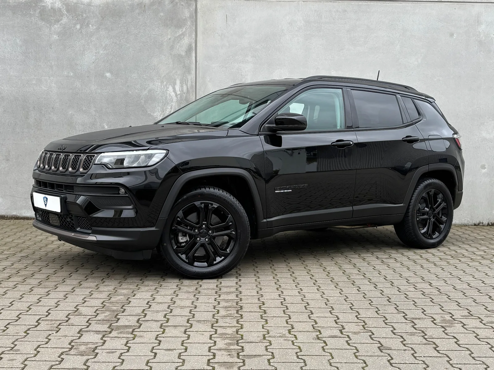 Jeep Compass (2022) — foto 1