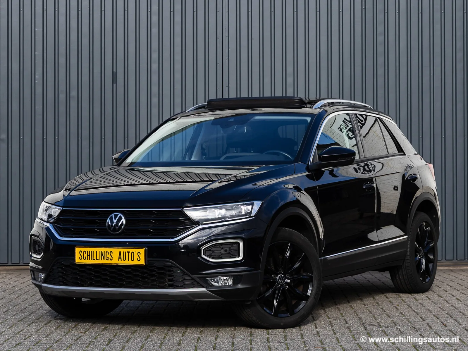 Volkswagen T-Roc (2021) — foto 1