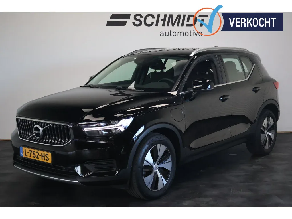 Volvo XC40 (2021) — foto 1