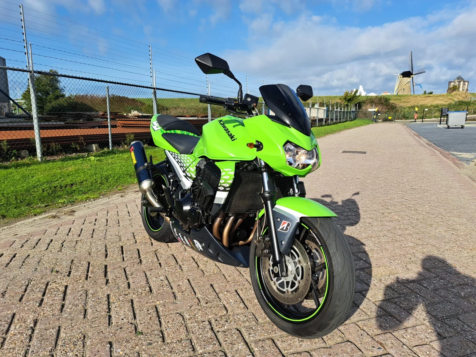 Kawasaki Z 750 (2004) — foto 1