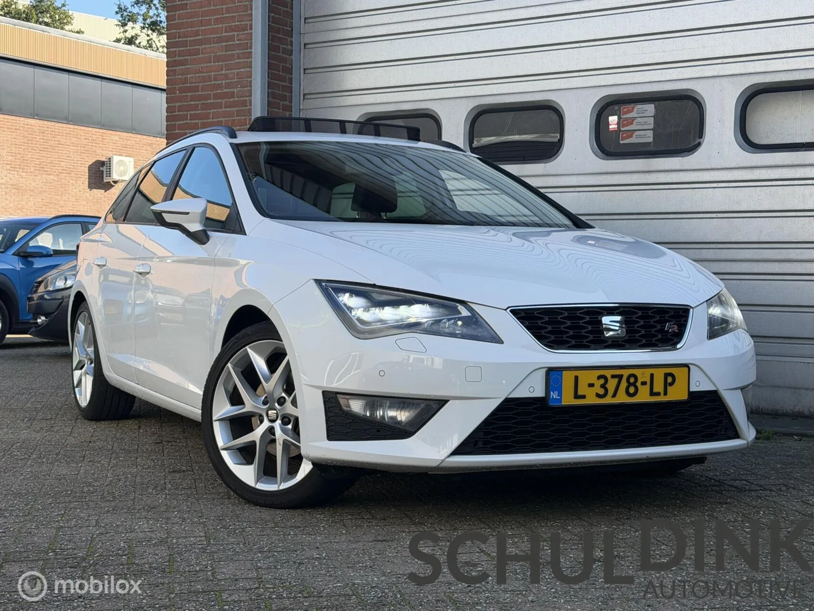 SEAT Leon (2014) — foto 1