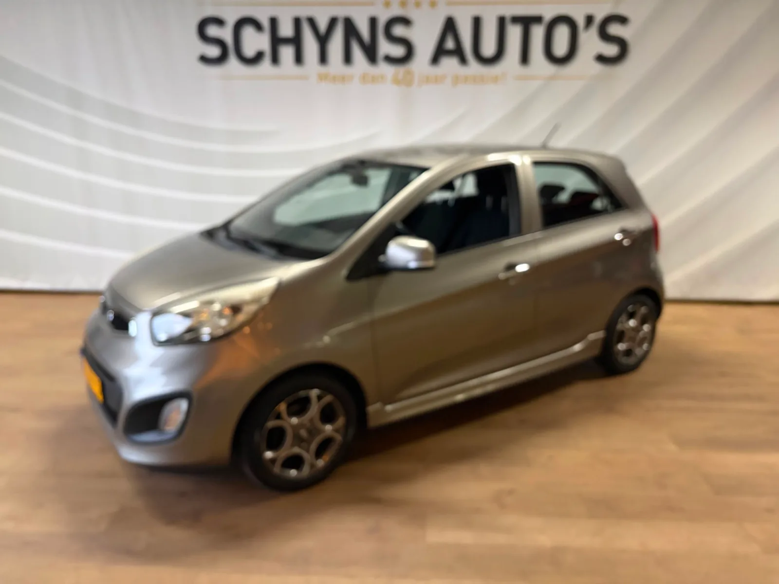 Kia Picanto (2013) — foto 1
