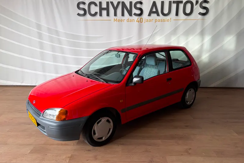 Toyota Starlet (1996)