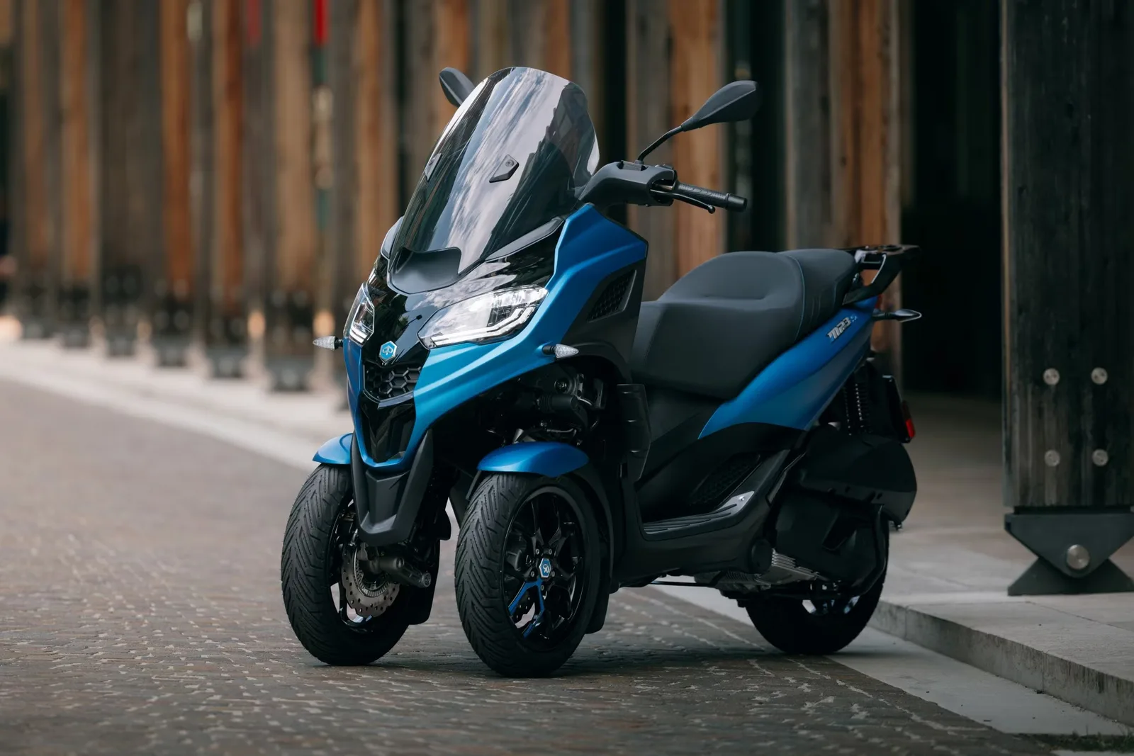 Piaggio MP3 310 (2026) — foto 1