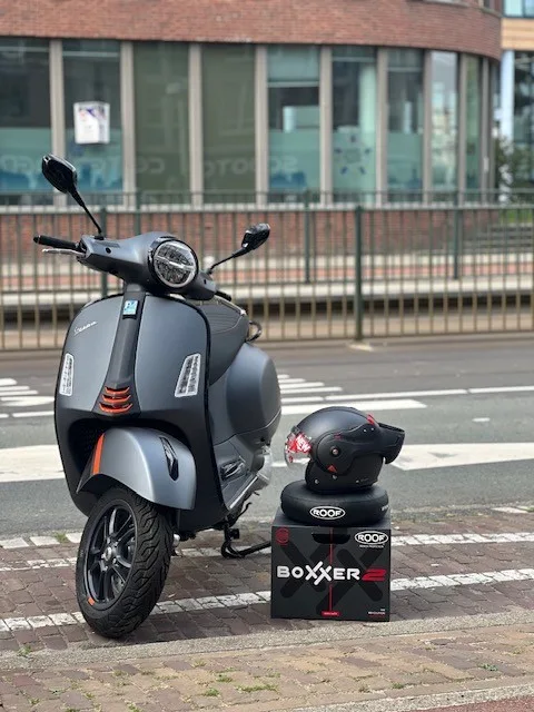 Vespa GTS 300 (0) — foto 1