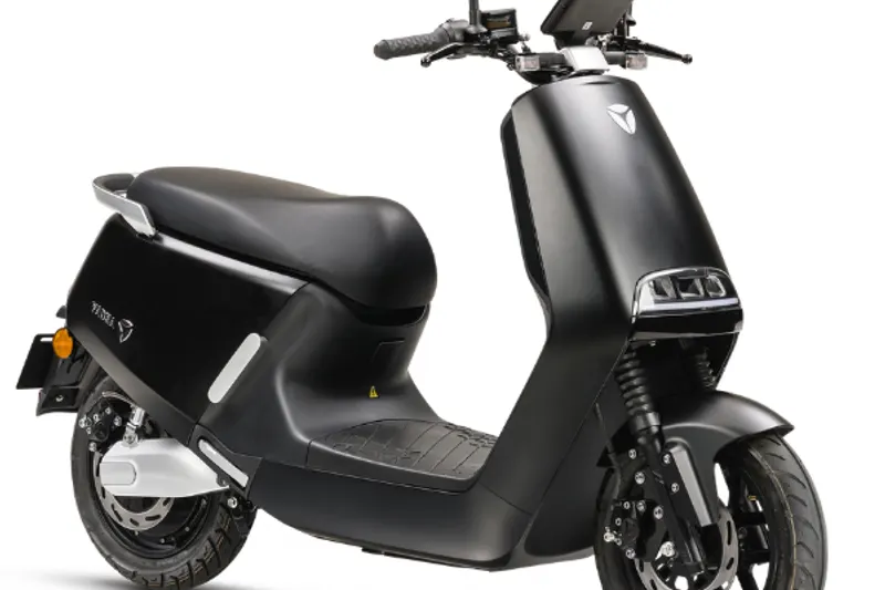 Yadea G5 (0)