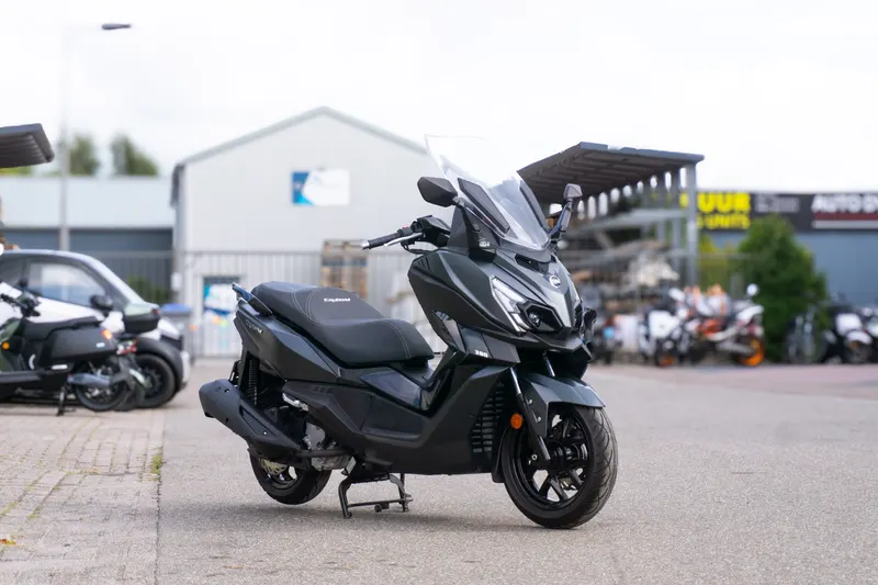 SYM Cruisym 300 (2025)
