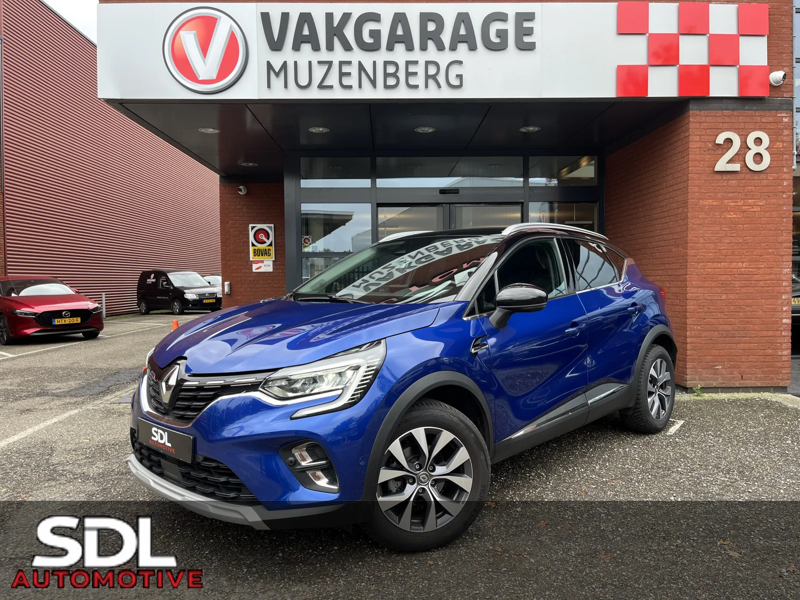 Renault Captur (2020) — foto 1