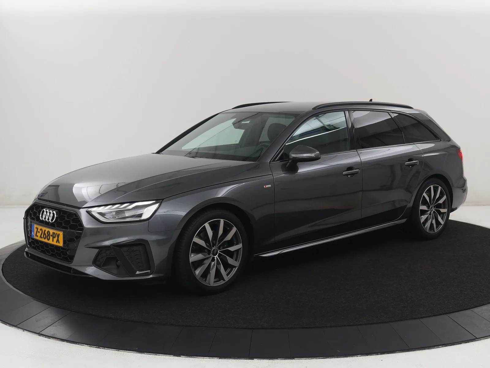 Audi A4 (2024) — foto 1