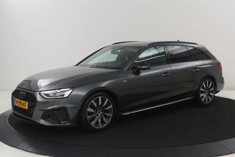 Audi A4 (2022)