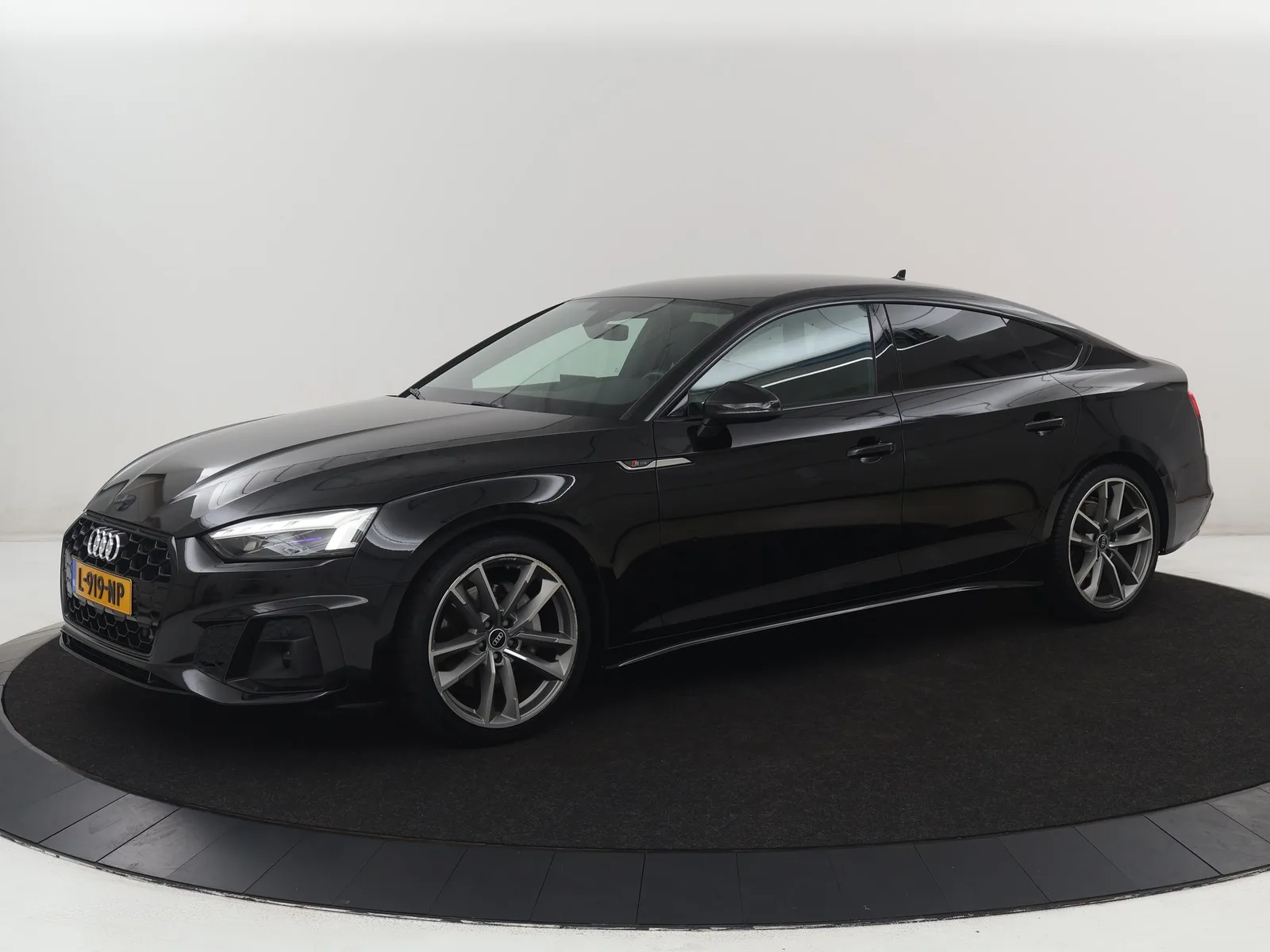 Audi A5 (2021) — foto 1