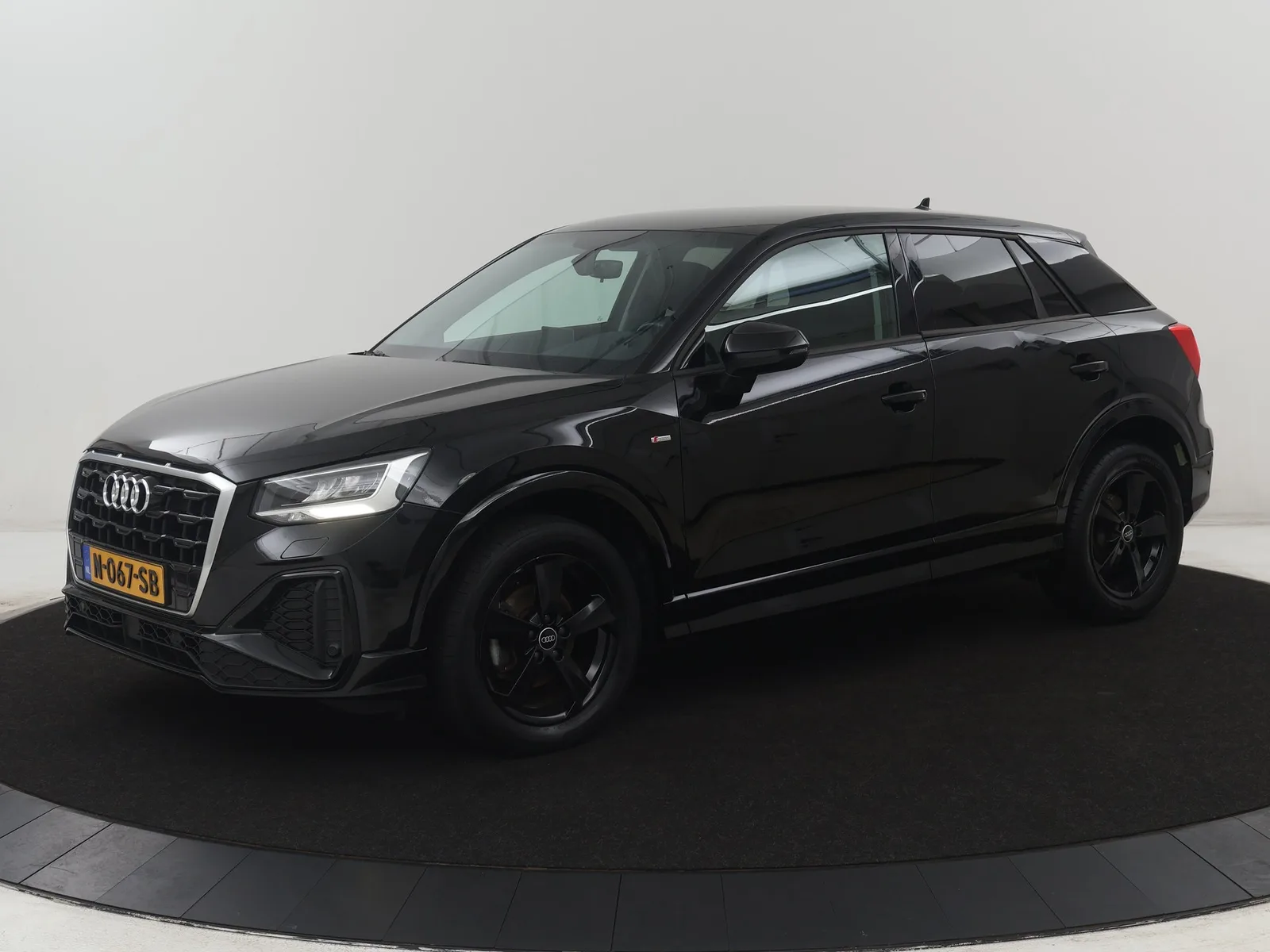 Audi Q2 (2021) — foto 1