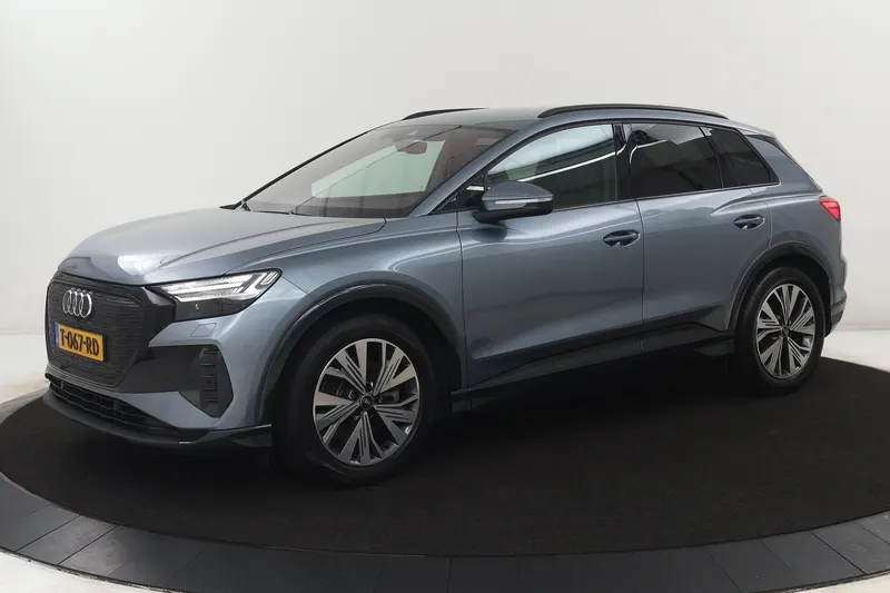 Audi Q4 e-tron (2023)