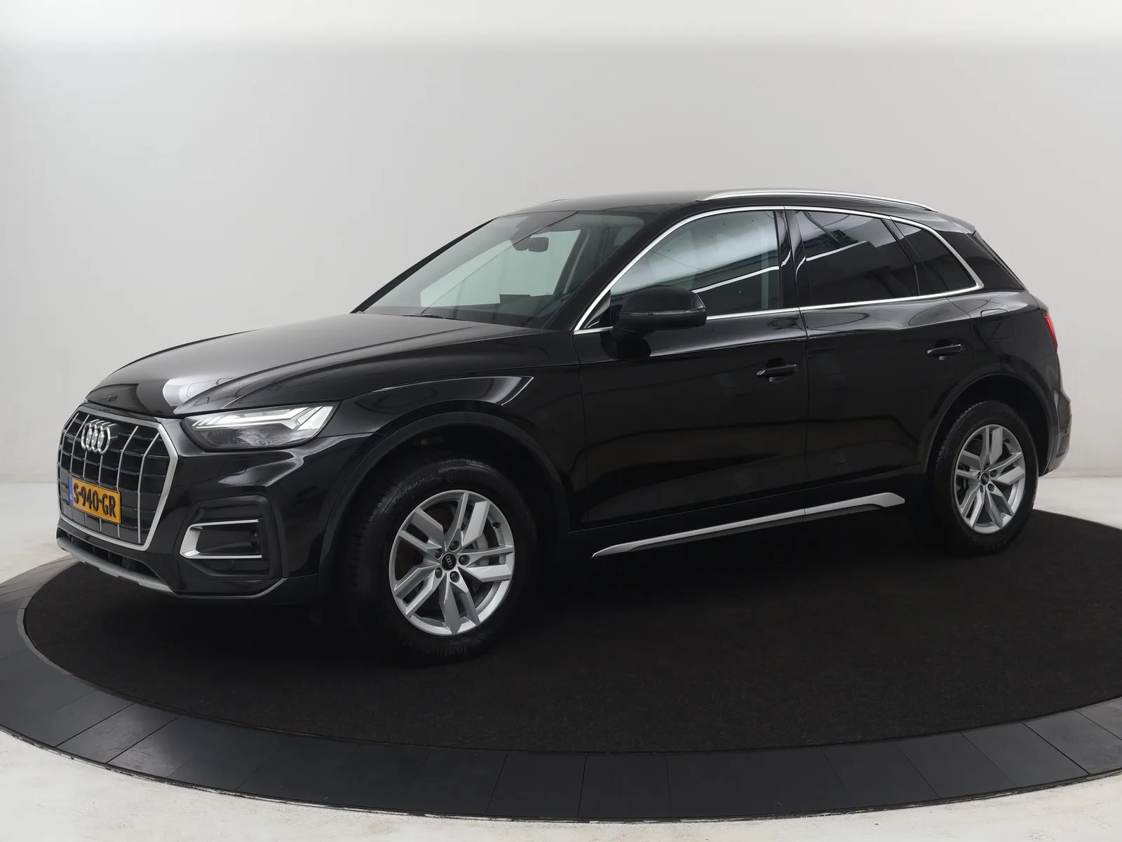 Audi Q5 (2023) — foto 1